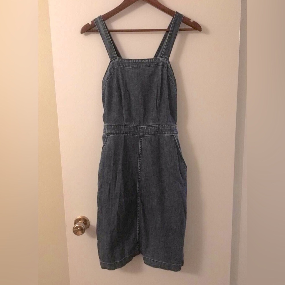 Denim dress with pockets